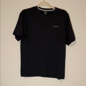 Black Reebok t shirt
